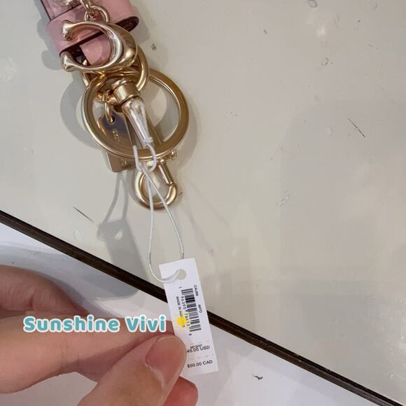 NWT COACH CAU86 Trigger Snap Bag Charm Powder Pink Key Chain - Picture 3 of 10